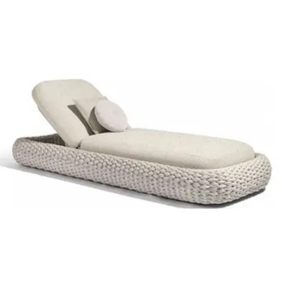 outdoor-lounger